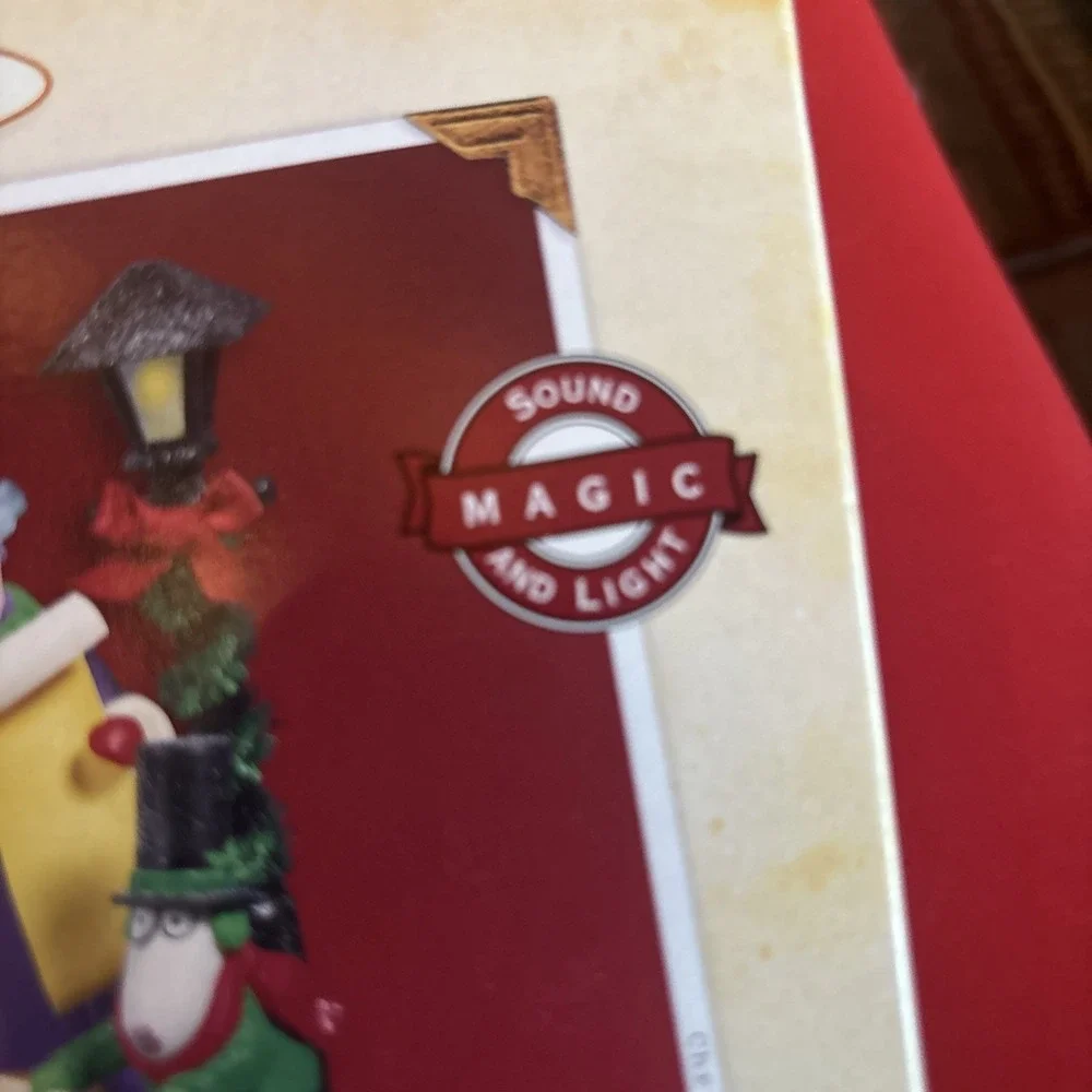 Hallmark Keepsake Ornament 2005 The Crabby Caroler Maxine Floyd Magic Sound